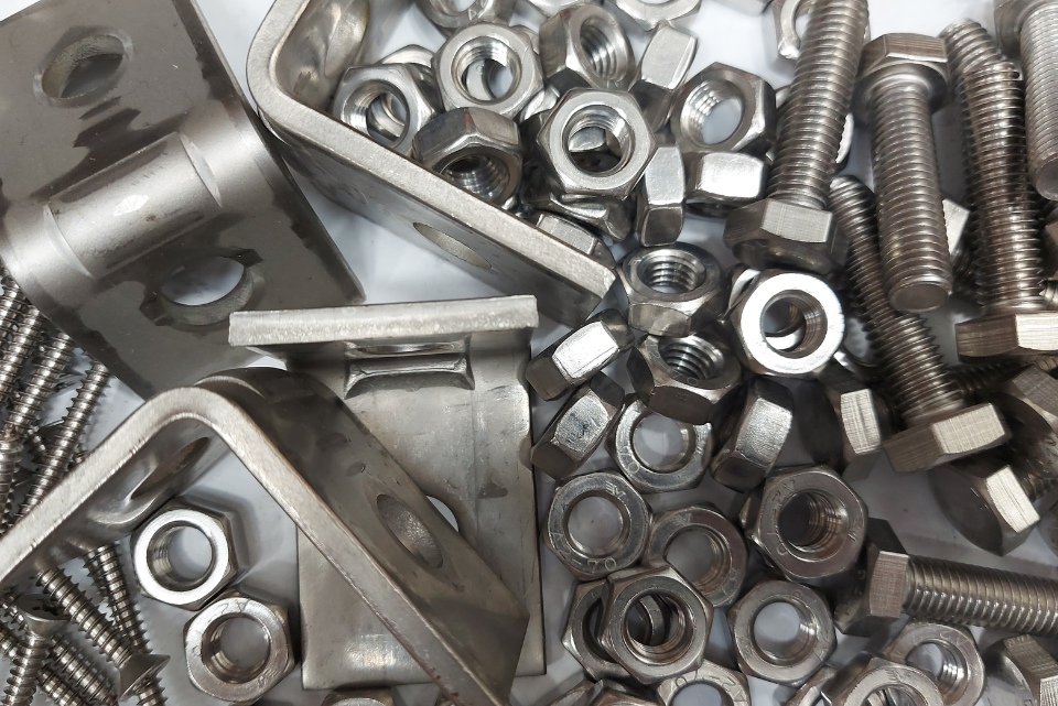 A2 & A4 stainless steel fixings